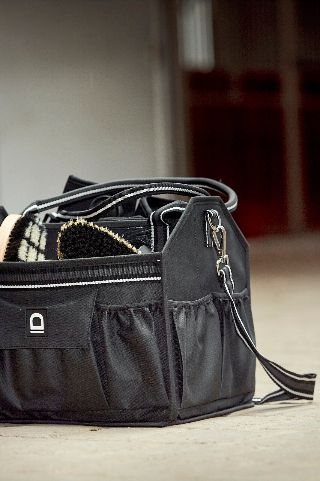 Equipage Grooming Bag