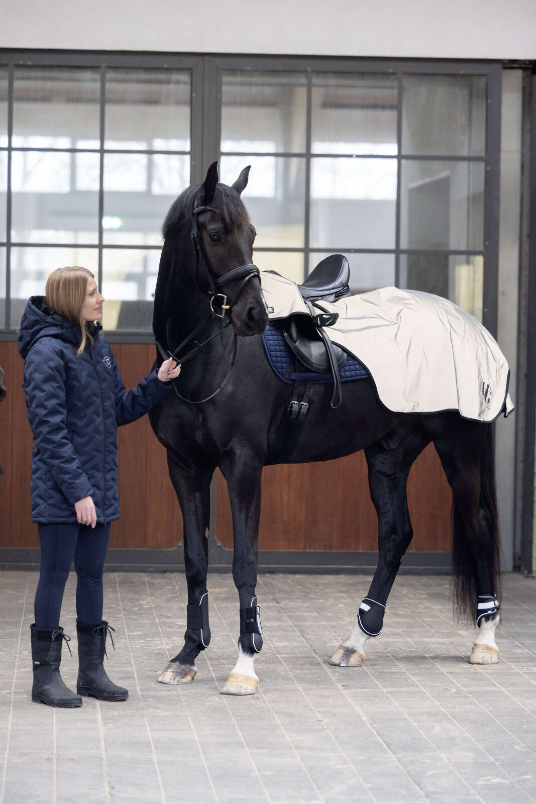 HorseGuard Totally Reflective exercise rug, cut-out
