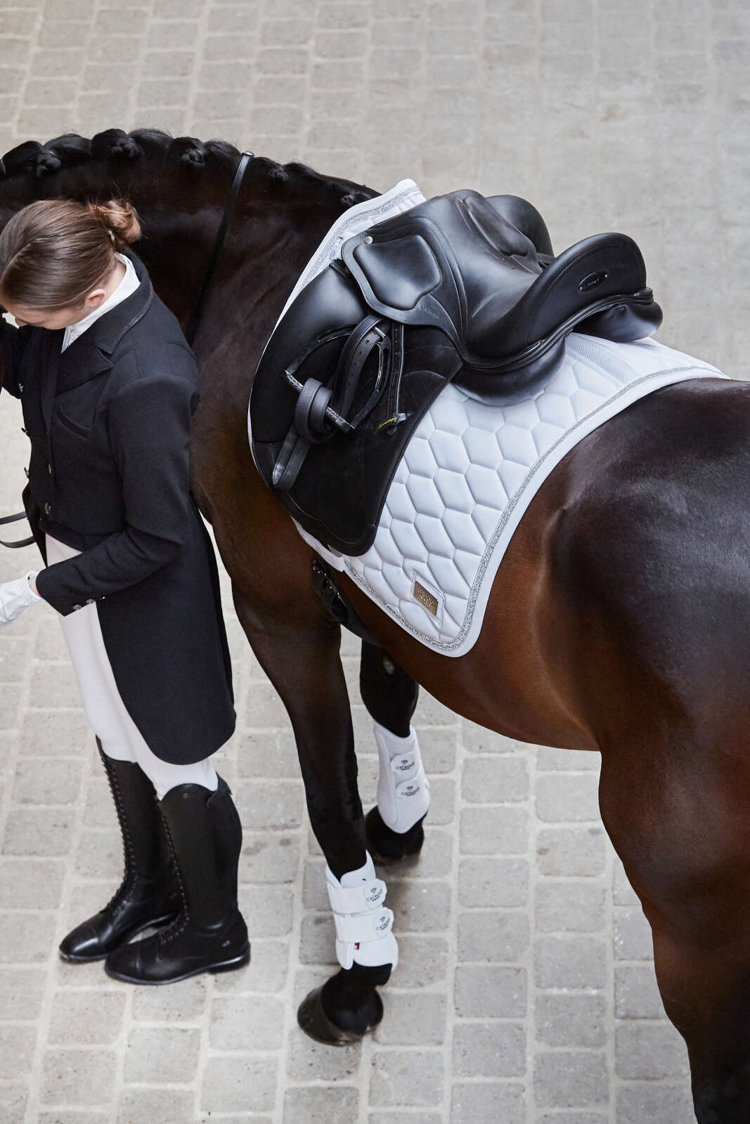 Catago Neat dressurfrakk for damer