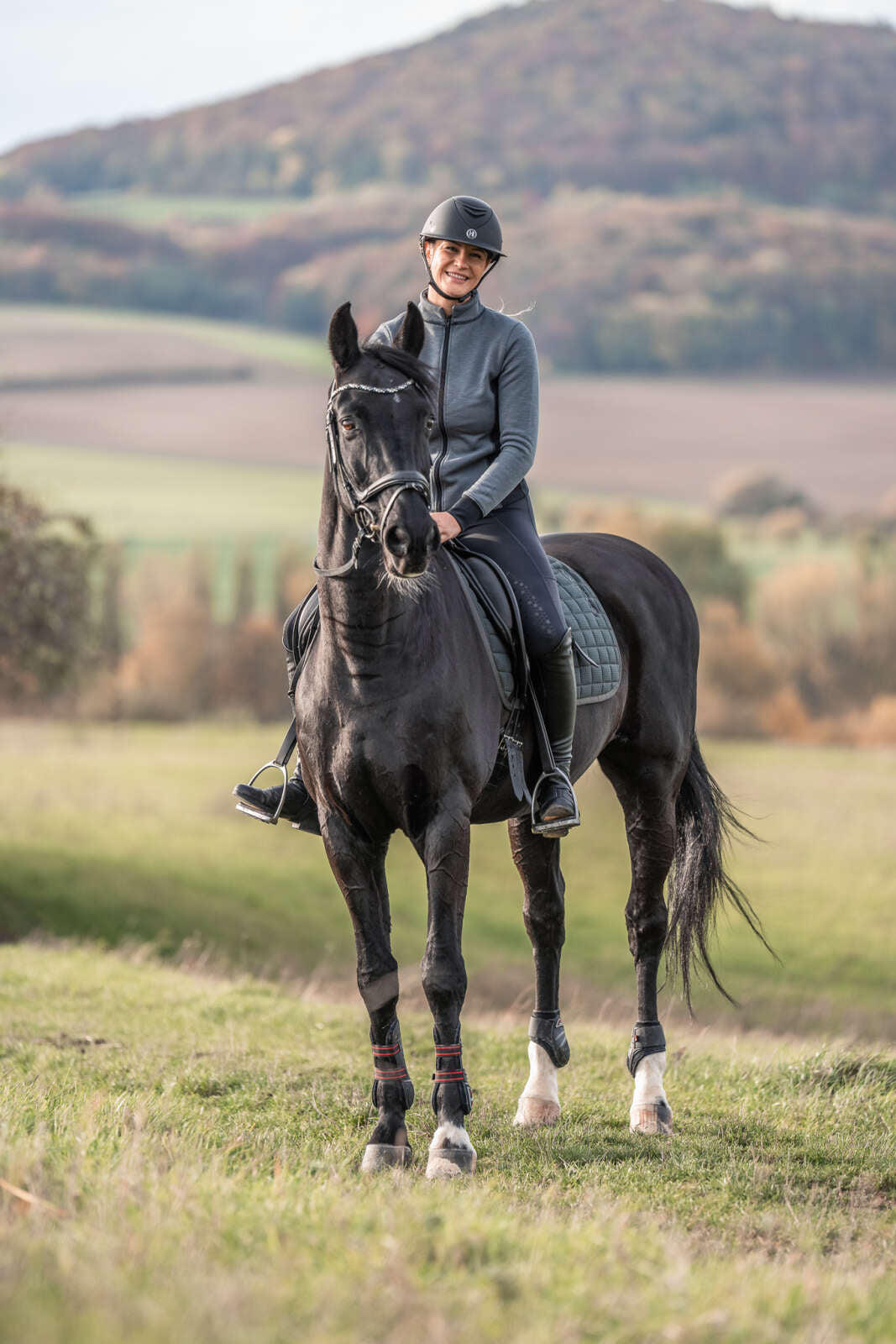 One K Avancé riding helmet - matt top, chrome pipe