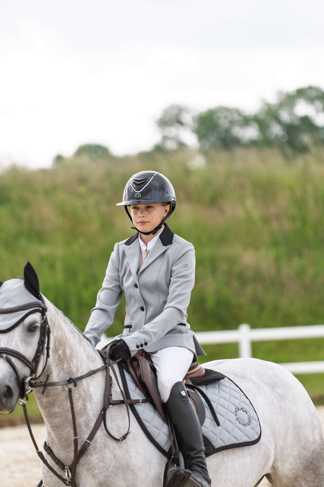 Catago FIR-Tech Grand 2.0 saddle pad, jumping