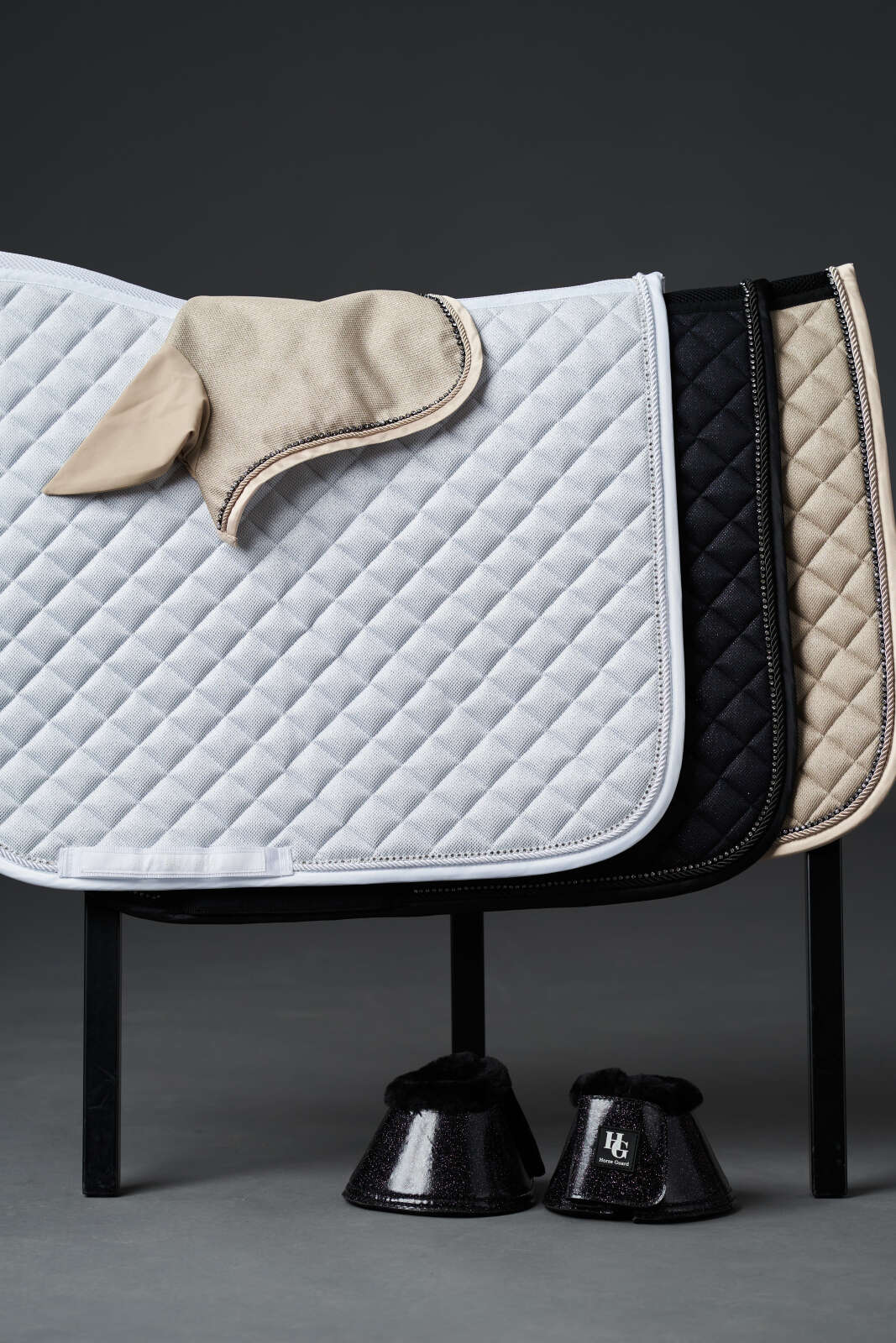 Horse Guard Milva Dressurschabracke