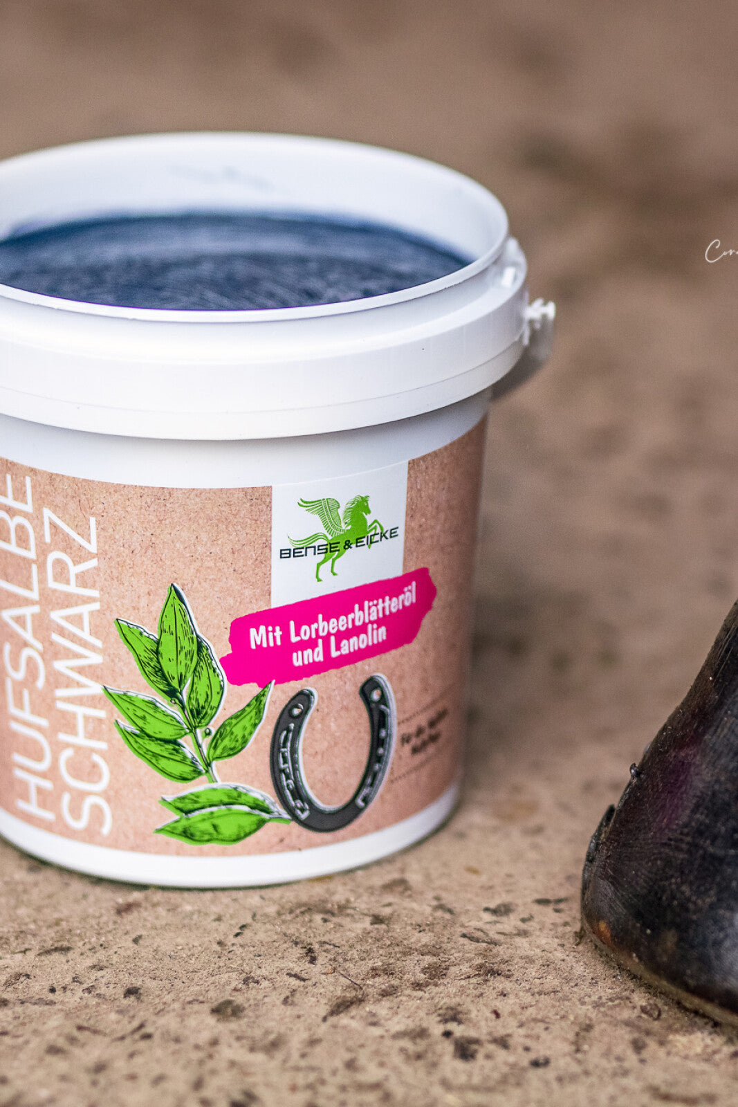 Bense & Eicke Hoof fat