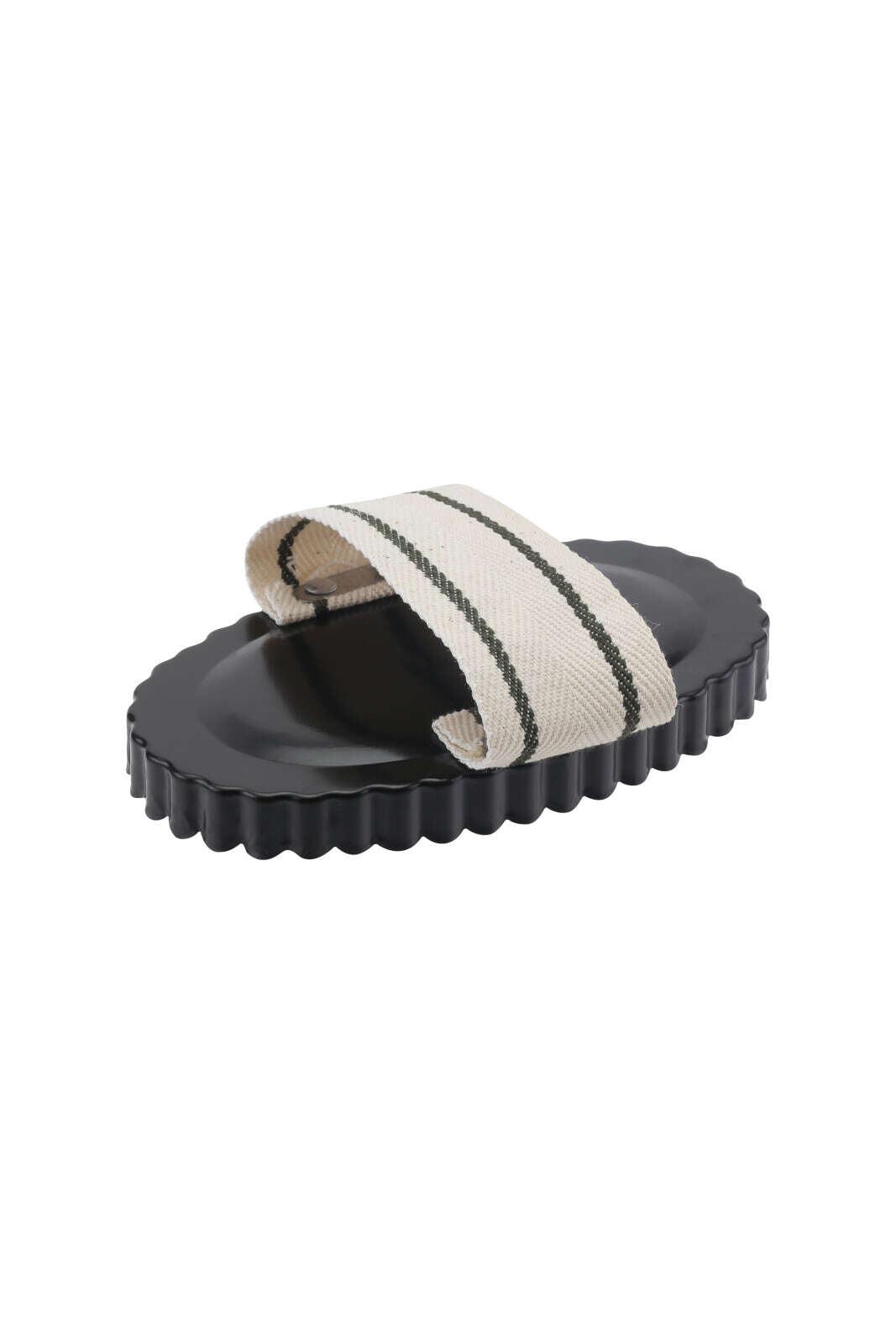 HorseGuard Curry comb oval metal
