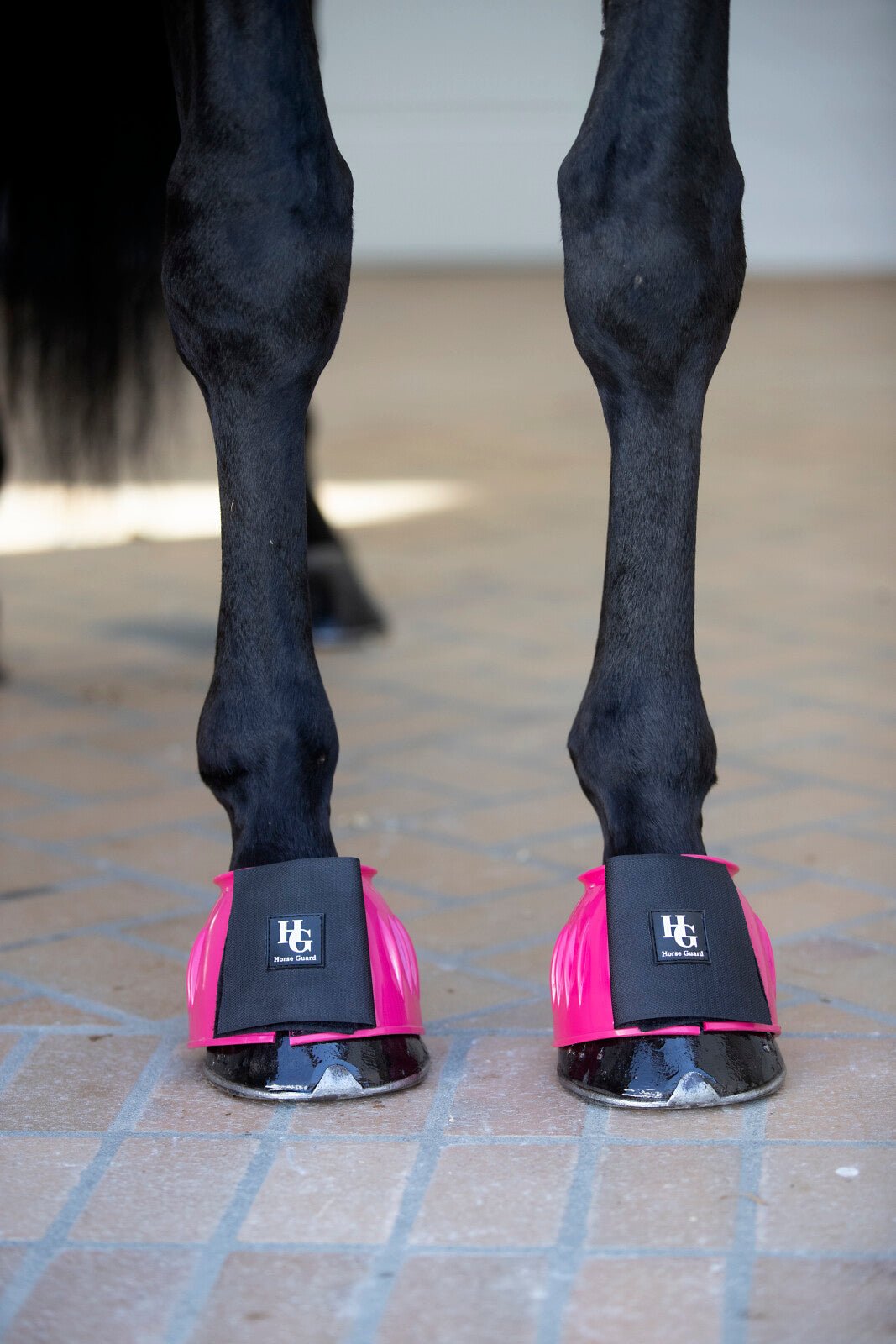 HorseGuard Tamsin bell boots - Unamari