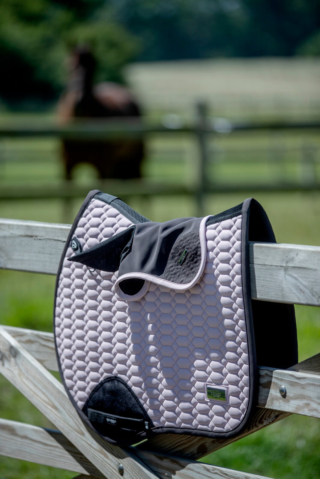 CATAGO FIR - Tech Grand Saddle pad - Unamari