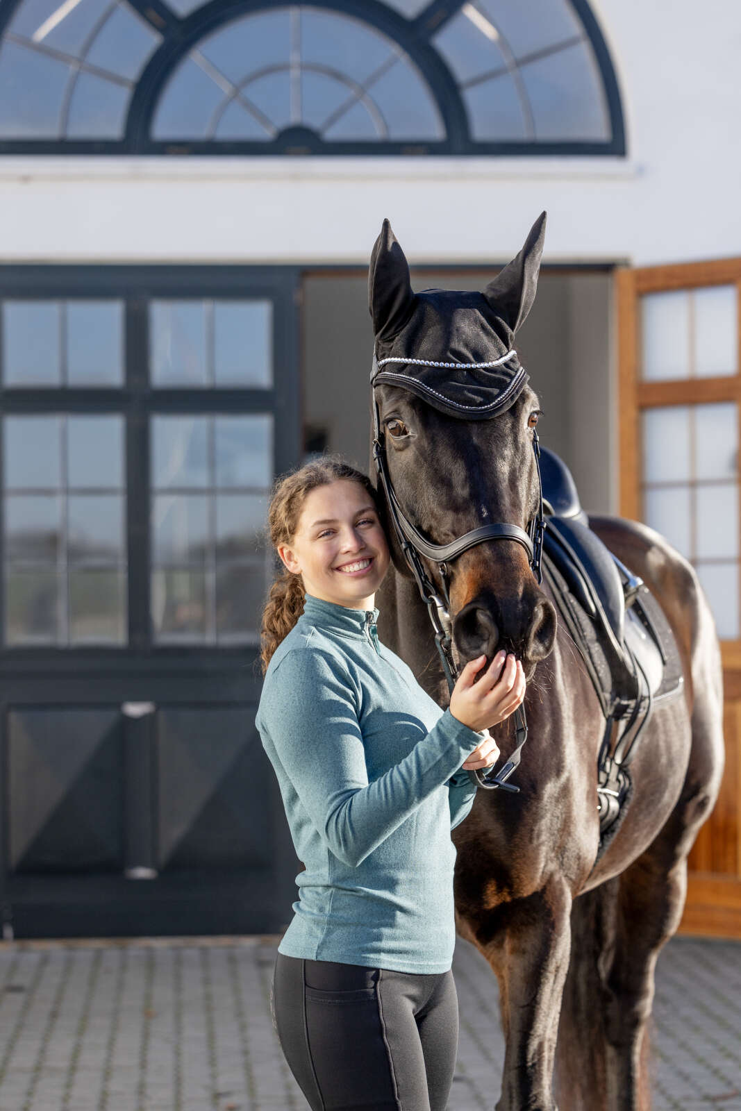HorseGuard Vona ear bonnet