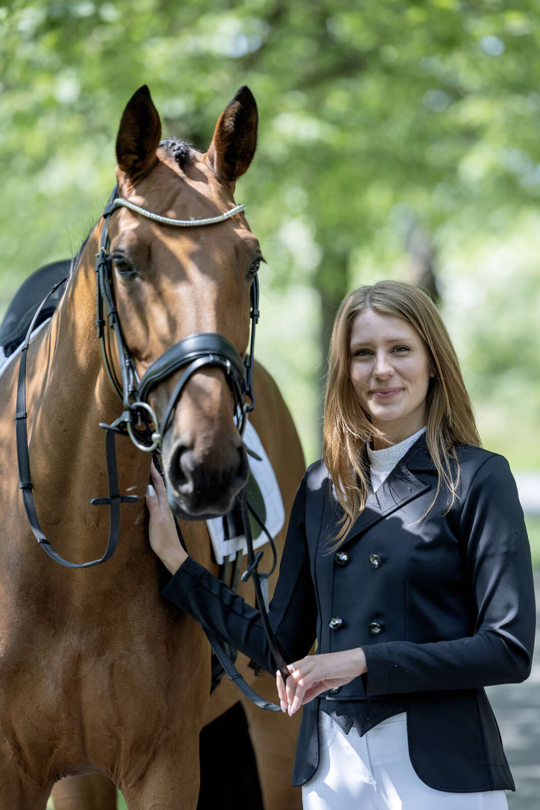 Equipage Andrea stevnejakke med diskrete steiner