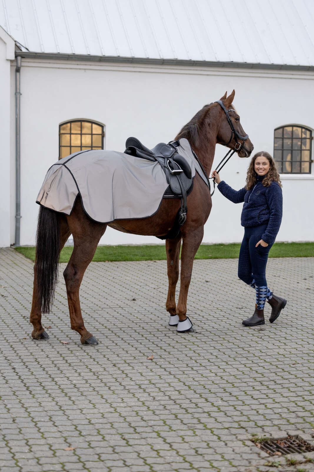 HorseGuard Totally Reflective exercise rug, cut-out