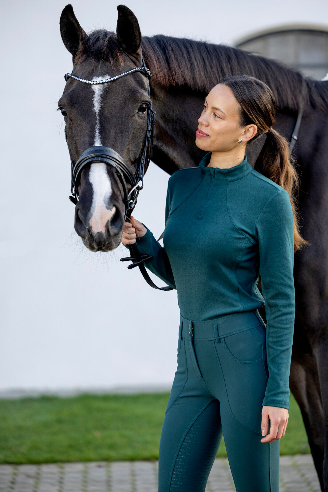 CATAGO Violetta Half-Zip Pullover