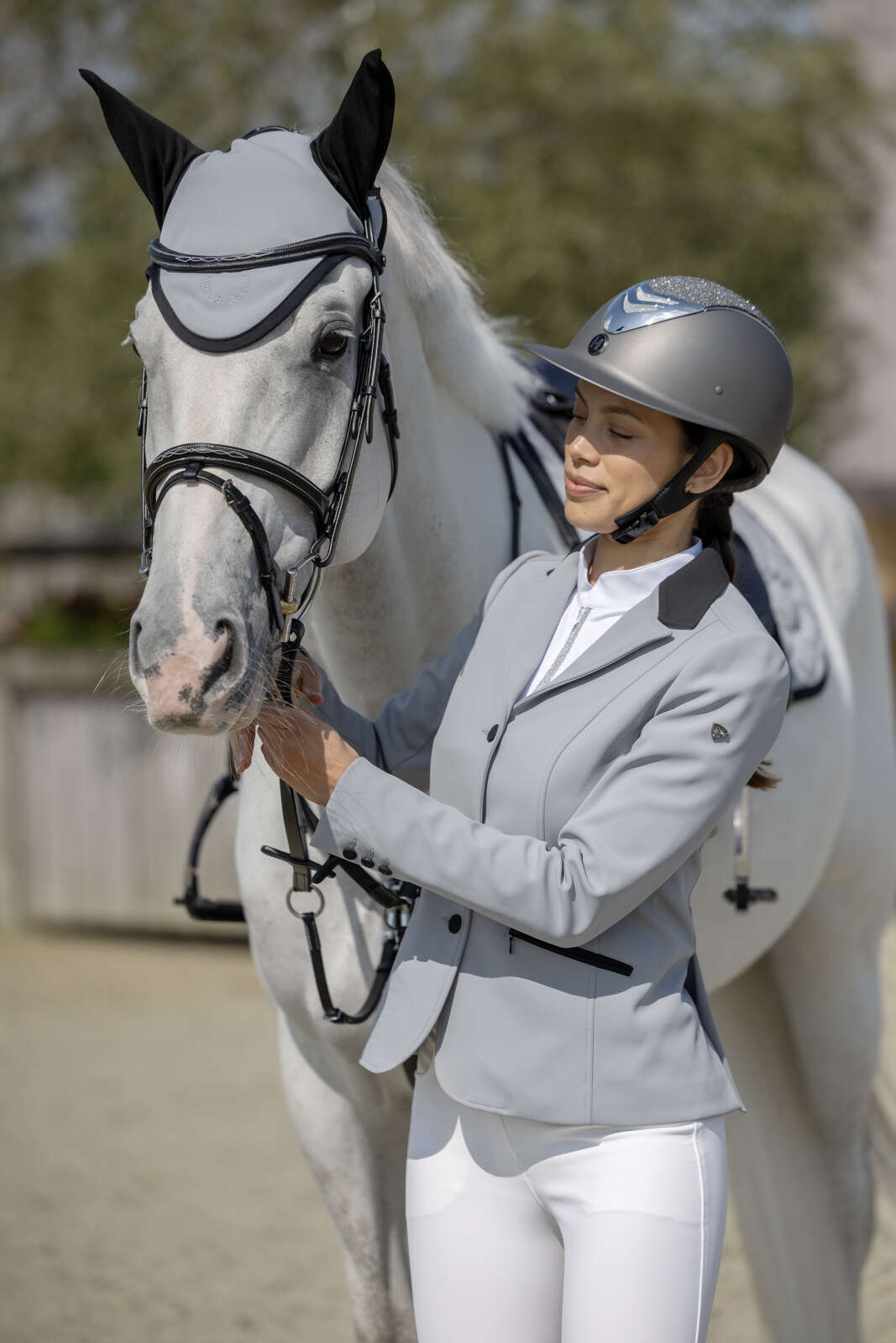 One K MIPS Avancé riding helmet - Glitter silver