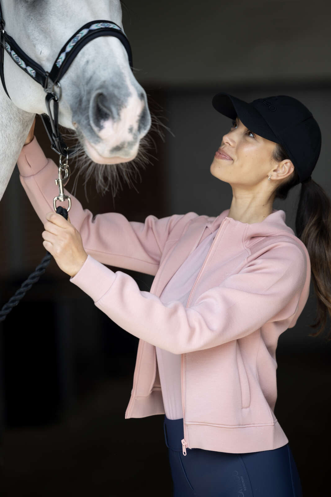 Catago Amara hoodie med dragkedja