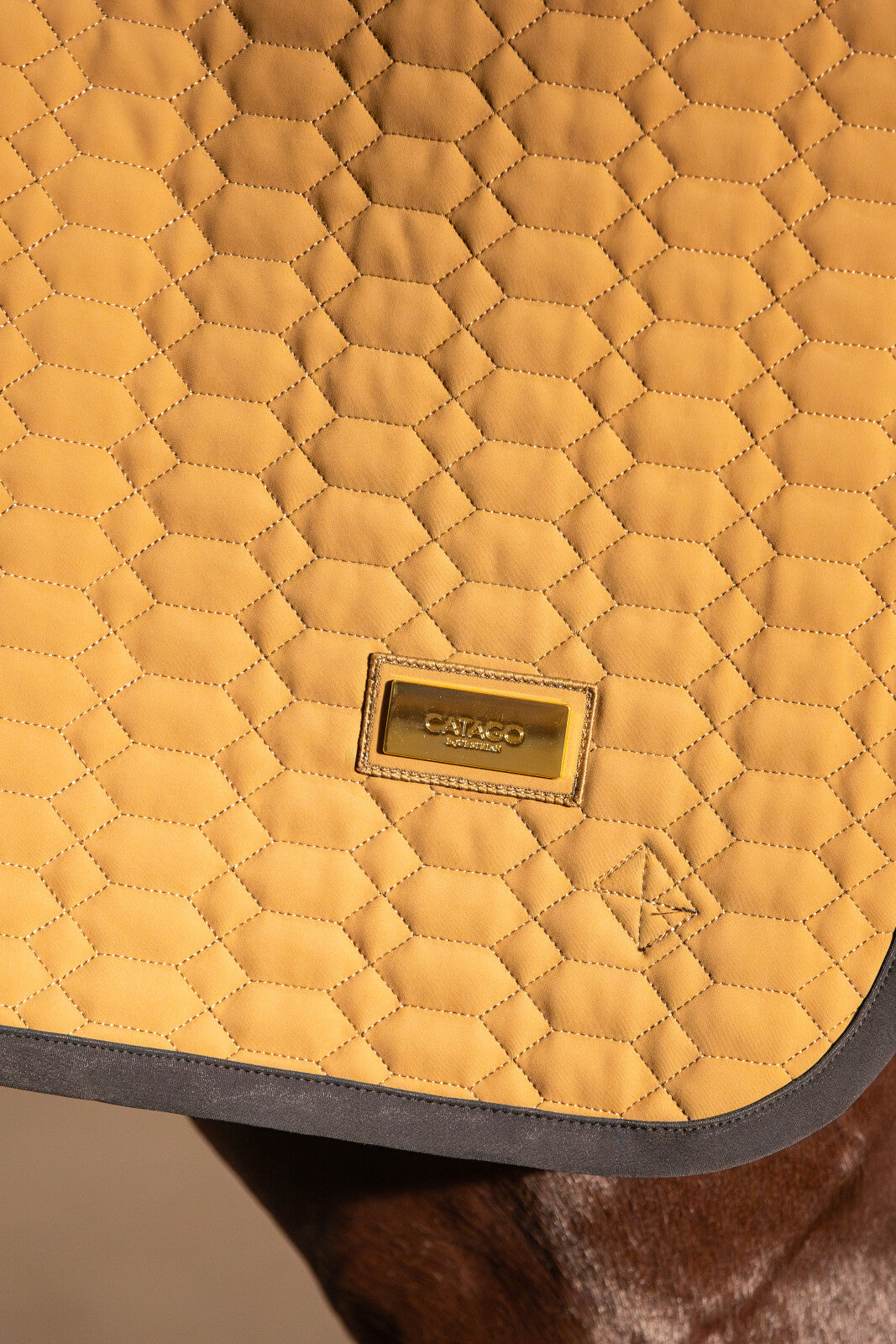 CATAGO FIR-Tech Grand quarter rug