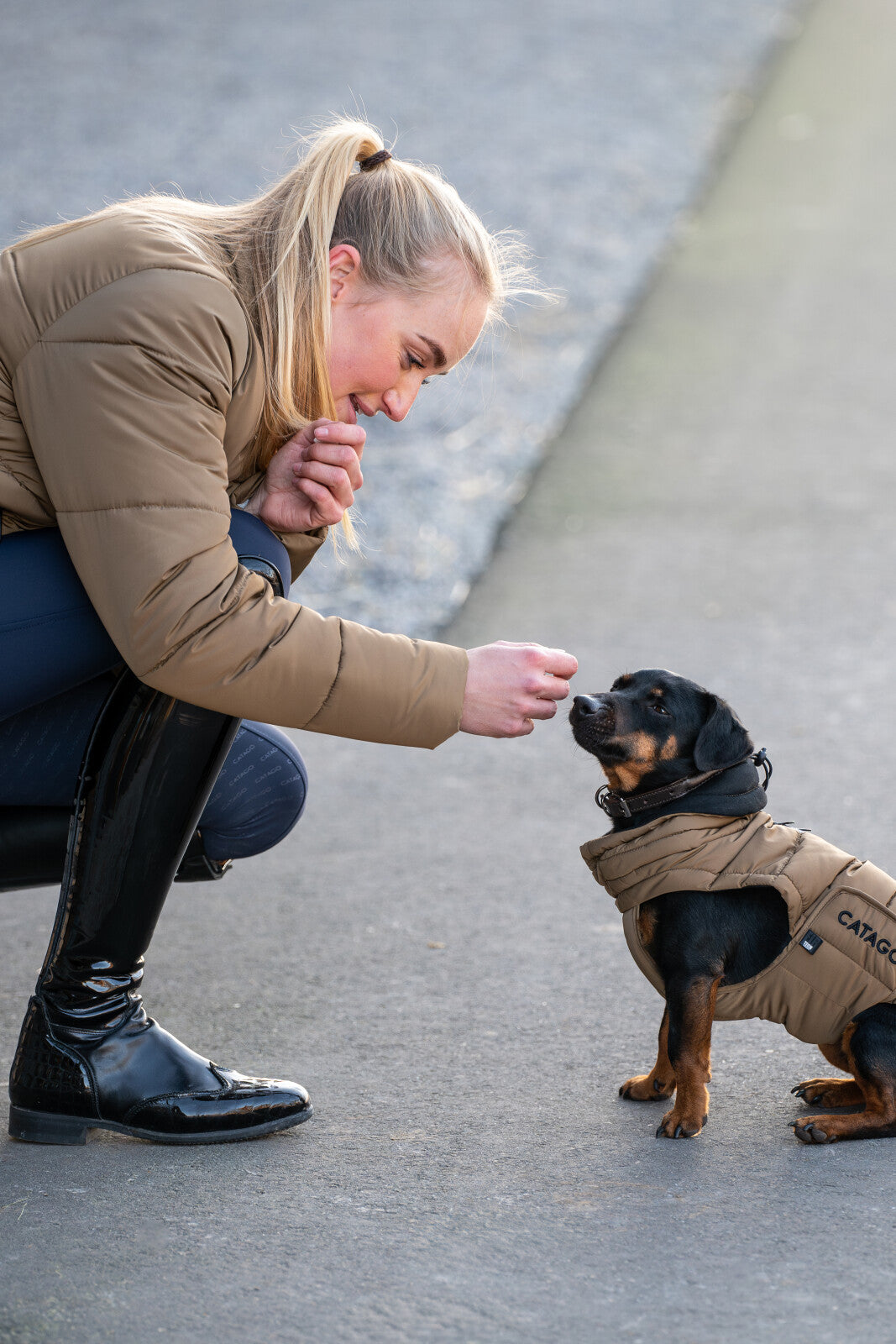 CATAGO FIR-Tech puffer dog rug