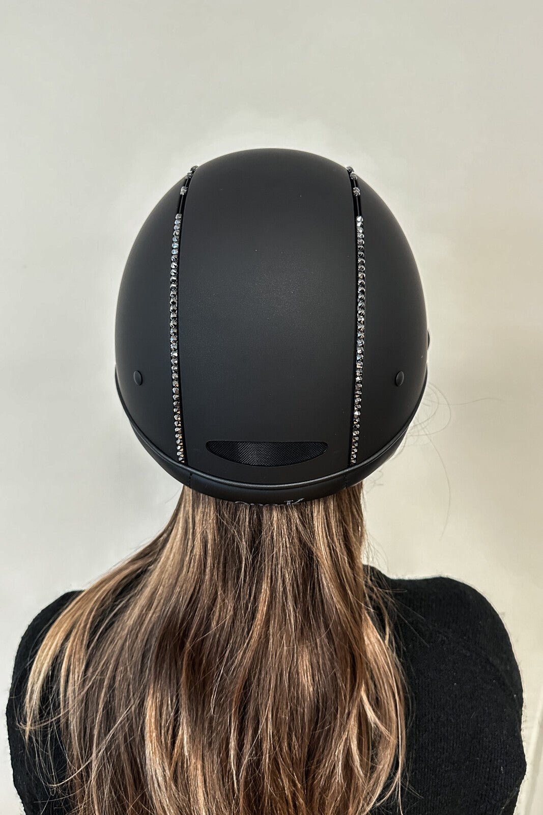 One K MIPS Avancé Lux riding helmet - matt top, black swarovski pipe - Unamari