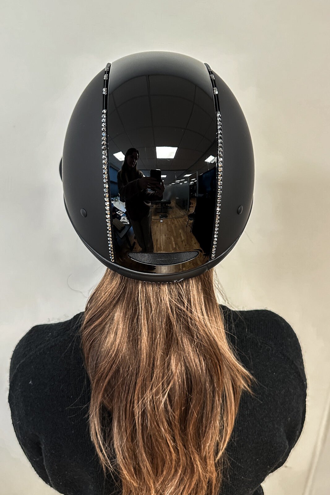 One K Avancé Lux riding helmet - Glossy top, black swarowski pipe - Unamari