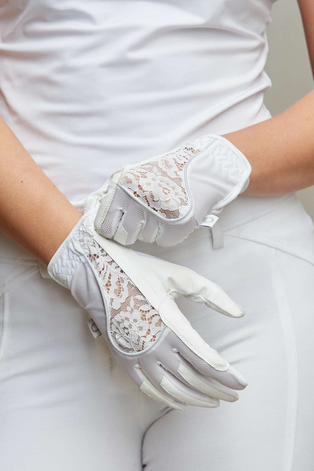 Equipage Larissa lace gloves