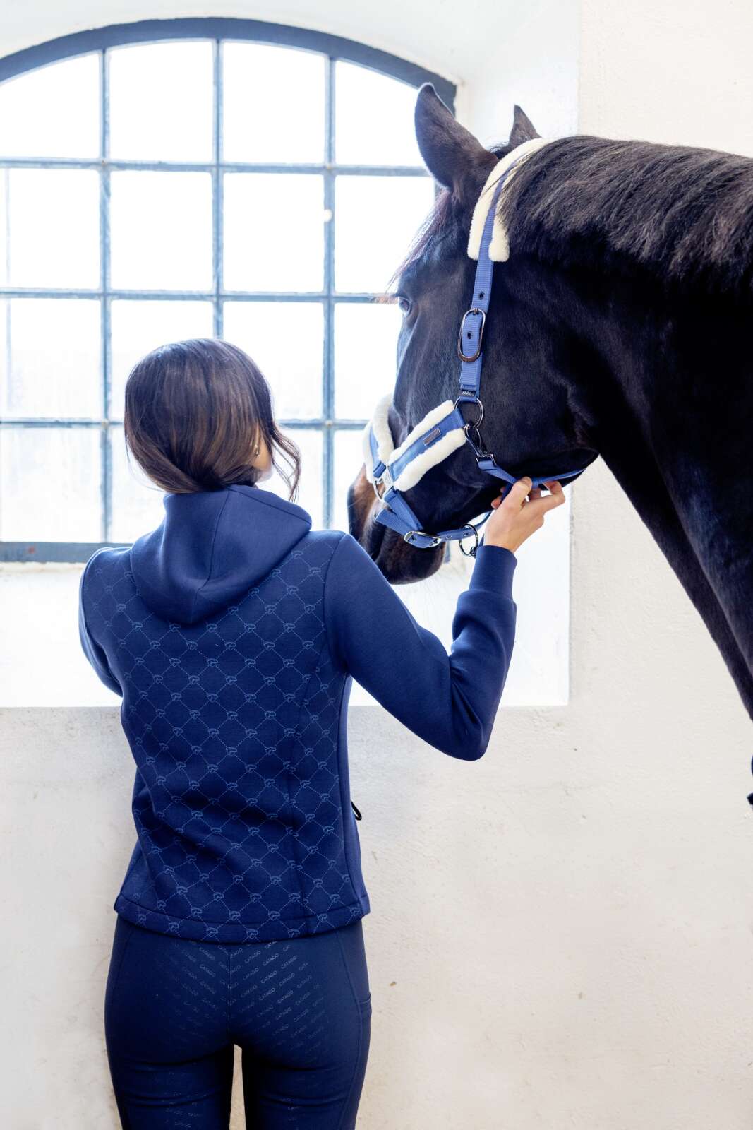 CATAGO Variana zip hoodie