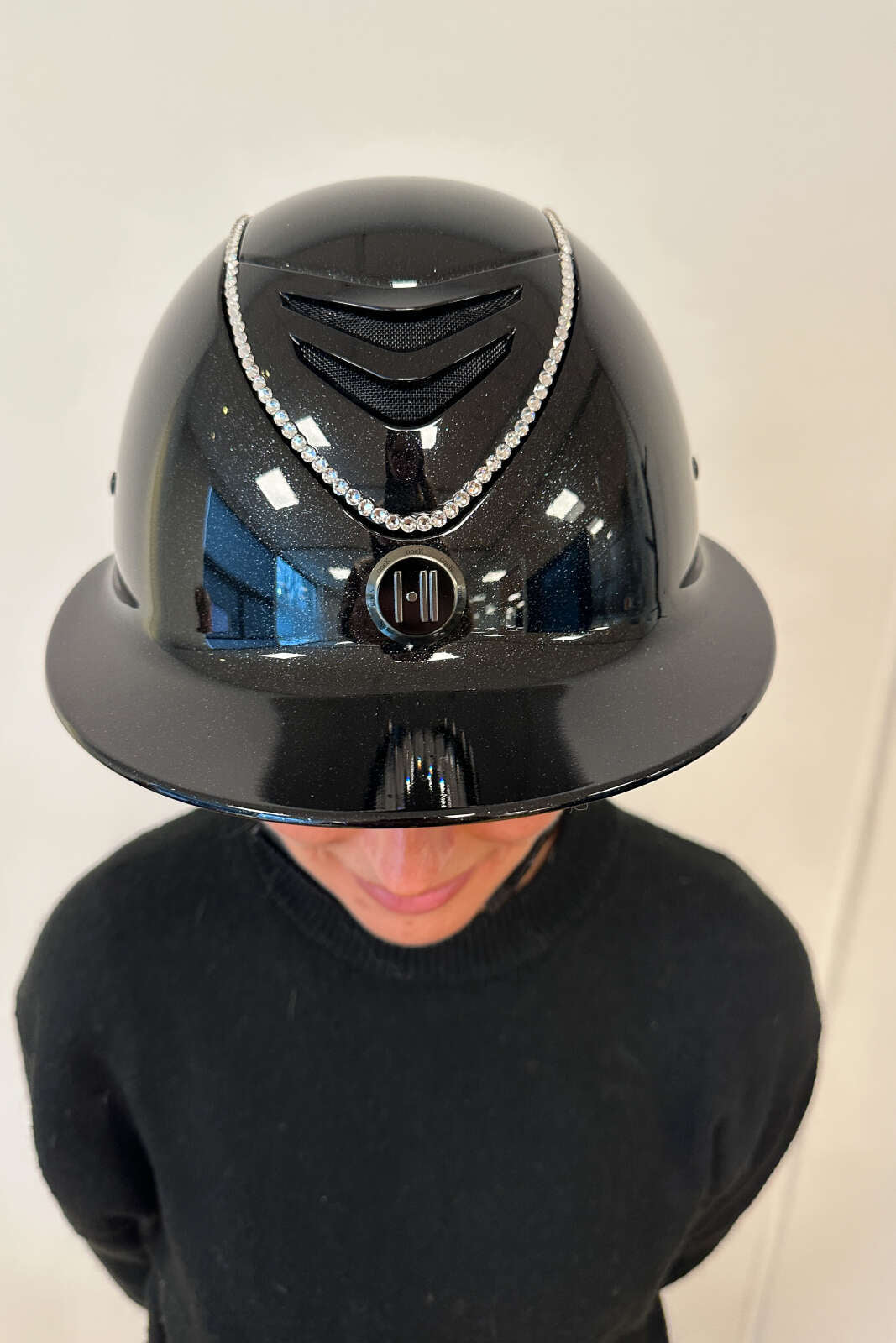 One K Avancé Lux-ridehjelm - Shimmer-effekt, swarovski pipe